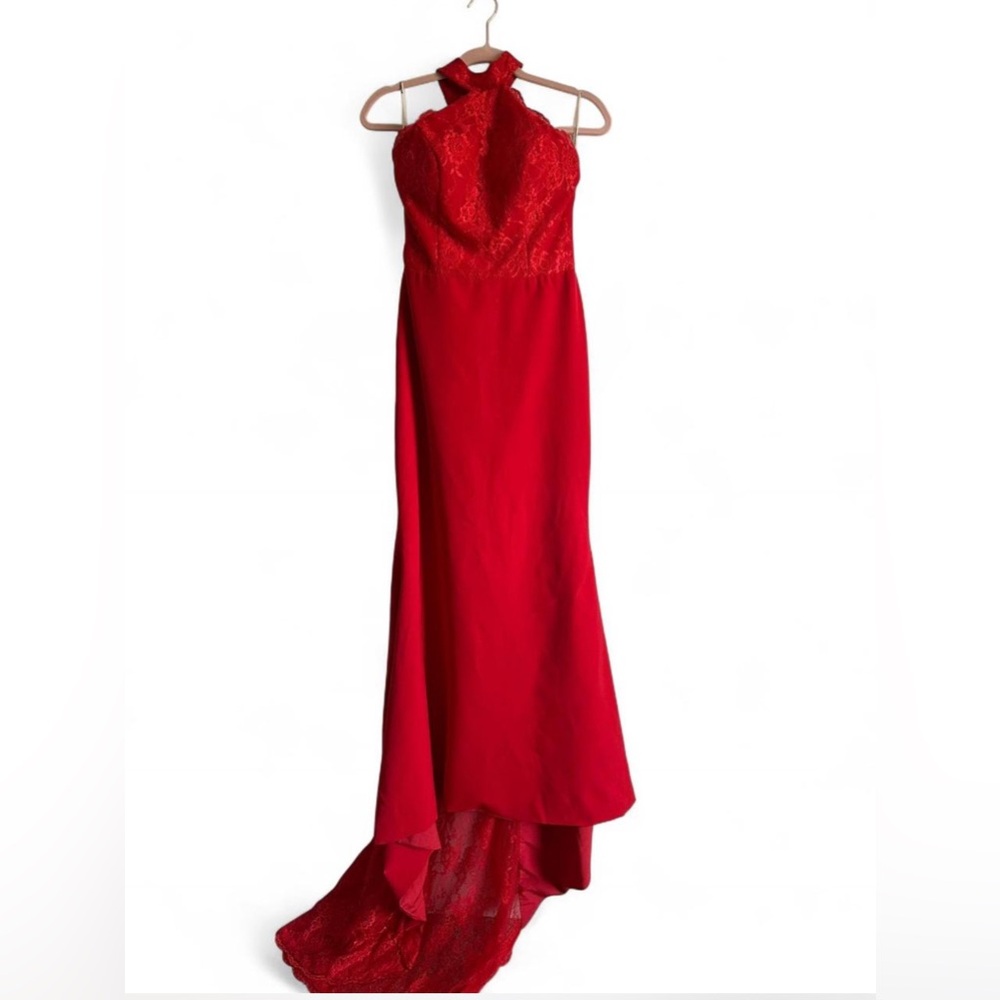 Elegant Red Strapless Evening Gown
